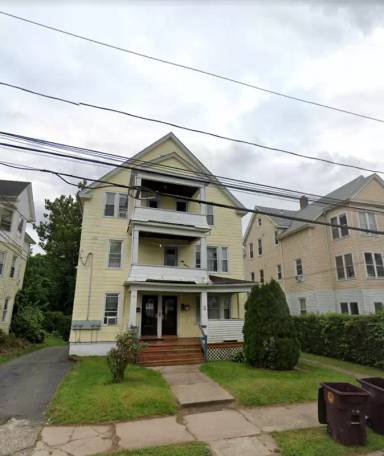 Main picture of 24 Buell St