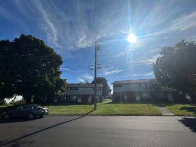 Main picture of 1607AF Crestview Dr