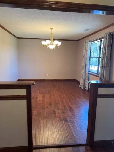 Main picture of 107 Beaverdam Dr NW