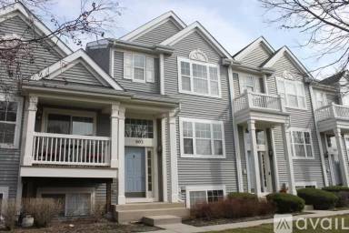 Main picture of 903 Emerald Dr