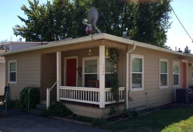 Main picture of 1702 SE Byers Ave