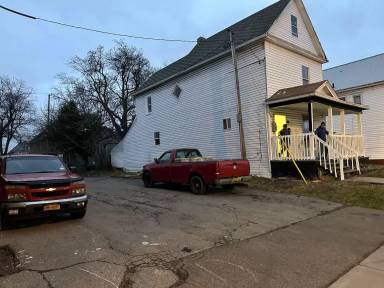 Main picture of 401 Military Rd