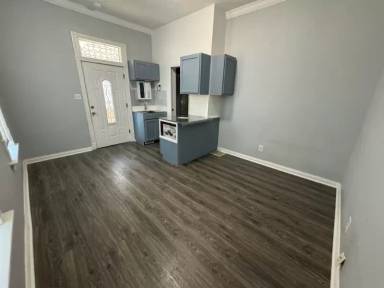 Main picture of 142 Ashley St