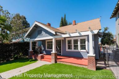 Main picture of 554 22nd St