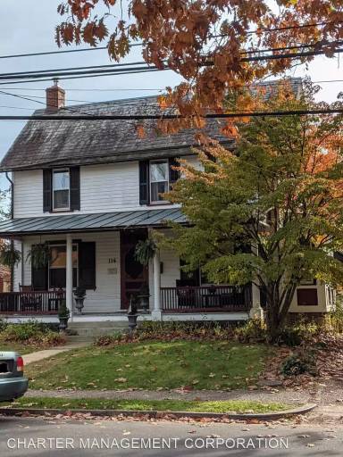 Main picture of 110 E Ashland St