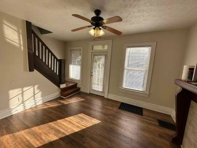 Main picture of 482 Chilcote Ave