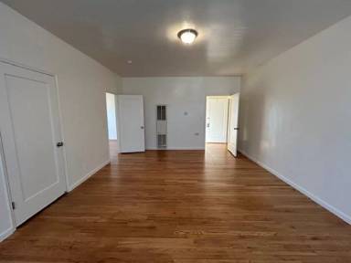 Main picture of 412 Soledad St