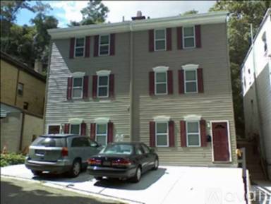 Main picture of 504 Handler St
