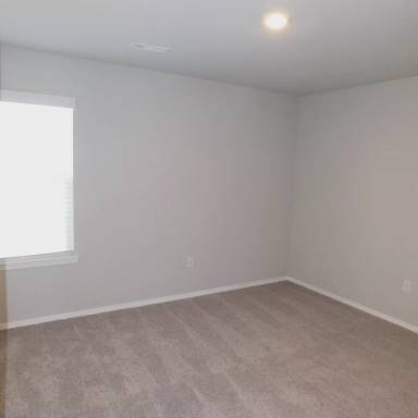 Main picture of 993 S Brambling Ln