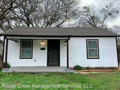 Main picture of 1809 Daniel St