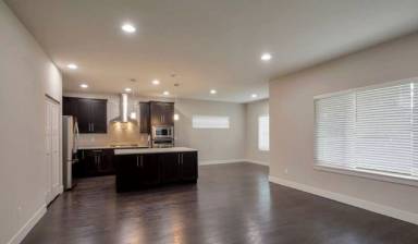 Main picture of 1118 199th St SE