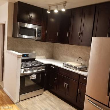 Main picture of 595 Halsey St