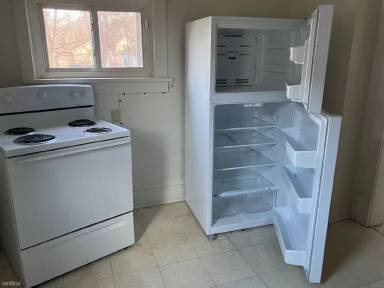 Main picture of 1332 Roosevelt Ave