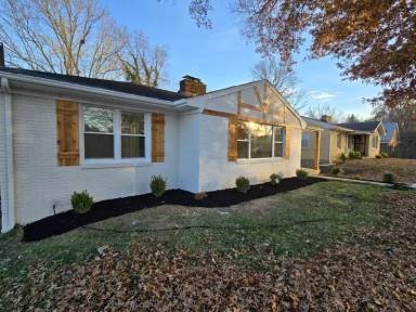 Main picture of 7719 Crestline Rd