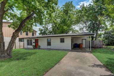 Main picture of 401 Krebs Ln