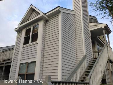 Main picture of 2433 Loran Ct