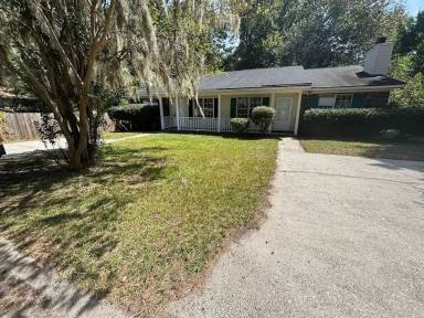 Main picture of 4129 Hickory Ln