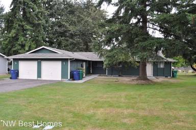 Main picture of 409 97th Dr NE