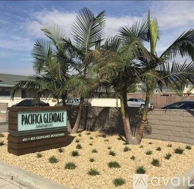 Main picture of 401 W Glenoaks Blvd