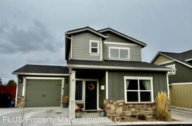 Main picture of 2755 SW Greens Blvd