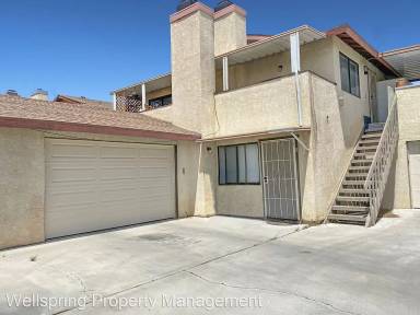 Main picture of 940 W Graaf Ave