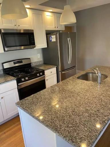 Main picture of 62 Oakland Ave