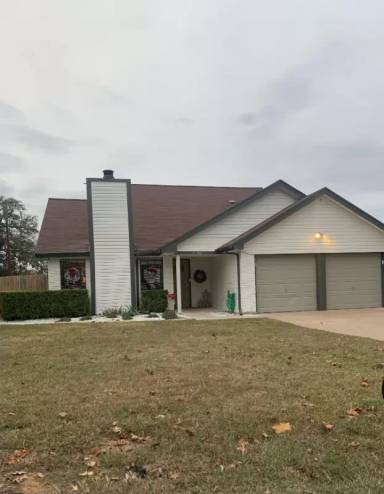 Main picture of 2943 Kimberly Dr