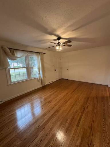 Main picture of 1902 Berry St