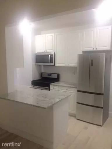 Main picture of 92 Pinehurst Ave