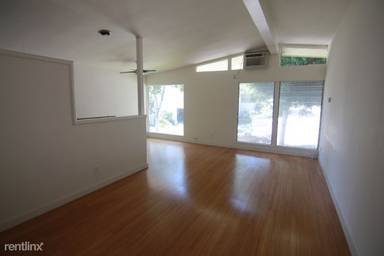 Main picture of 1326 N Flores St