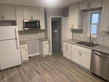 Main picture of 2210 Ruskin Ave