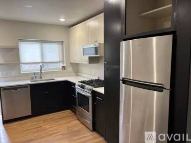 Main picture of 310 E Baltimore Dr