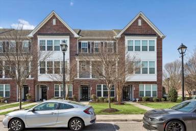 Main picture of 513 Violet Ct