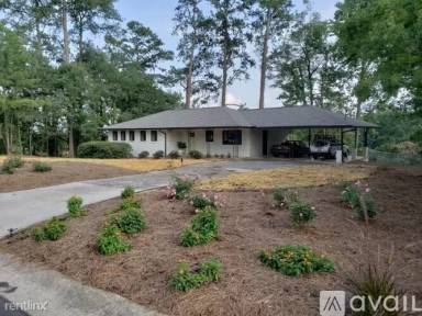 Main picture of 2330 Valley View Dr SE