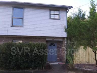 Main picture of 6024 Duclay Rd