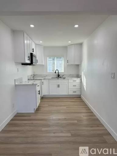 Main picture of 7348 Florence Ave