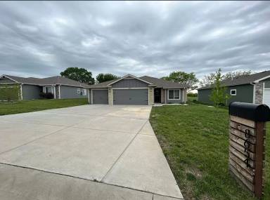 Main picture of 8654 William Dr