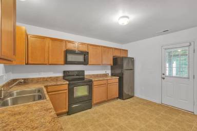 Main picture of 310 Caldwell Loop