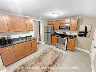 Main picture of 4276 Orchard St