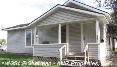 Main picture of 1251 E Sherman St