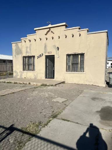 Main picture of 7157 Dale Rd