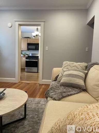 Main picture of 74 Russell St