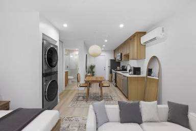Main picture of 4427 Kendall St