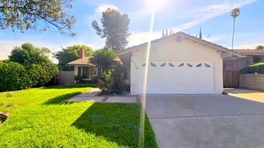 Main picture of 410 N Prospectors Rd