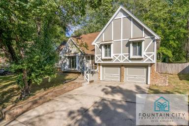 Main picture of 807 Laurel Ave