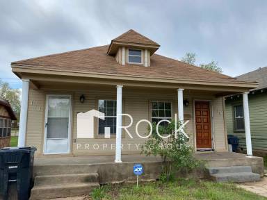 Main picture of 114 SW 23rd St