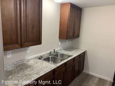 Main picture of 2933 Leeway Dr