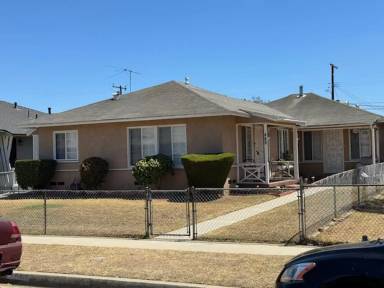 Main picture of 408 E 135th St