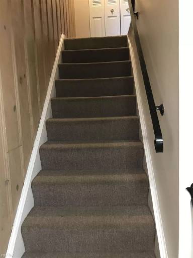 Main picture of 31 Fischer Ave