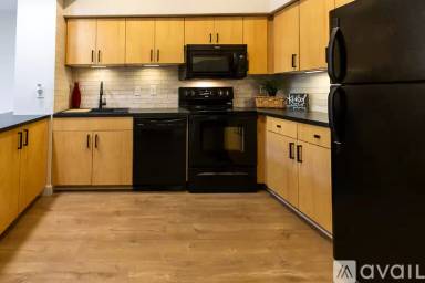 Main picture of 520 S Armenia Ave